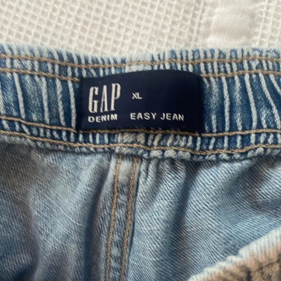 The Gap Easy Jean Cargo, Light Wash, Size XL - Picture 4 of 6